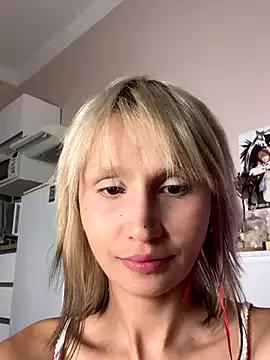 Naked Room bigbabykiki 
