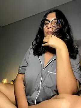 BigBootyButter from StripChat