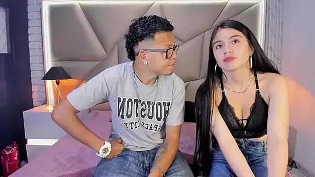 Bonny_Bonss from StripChat