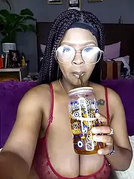Boobylicious_BB from StripChat