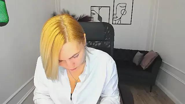 CamilaFatem from StripChat