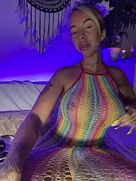 Naked Room CheekyChels 
