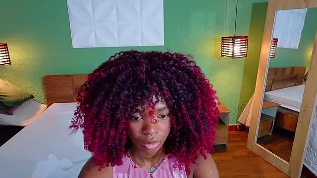 Chocolatte_dreams from StripChat