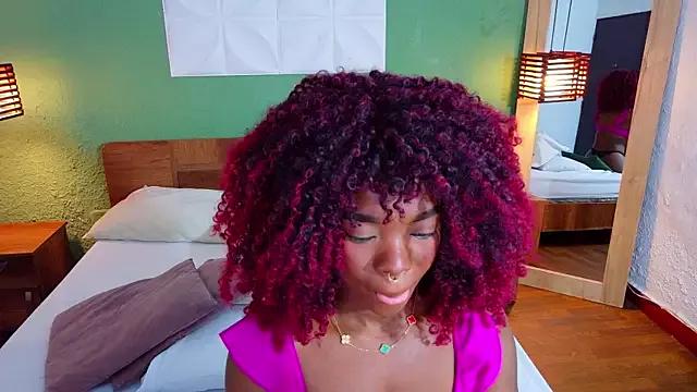 Chocolatte_dreams from StripChat