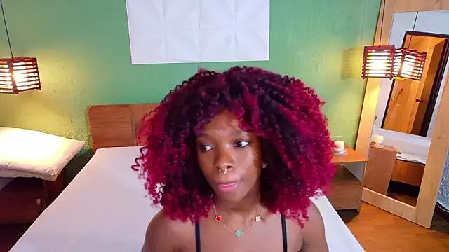 Chocolatte_dreams from StripChat