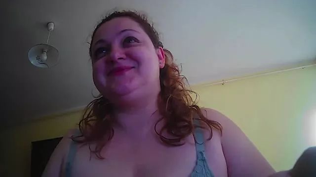 CurlyCherry from StripChat is Freechat