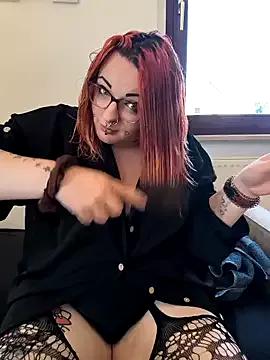 CurvyVampire from StripChat