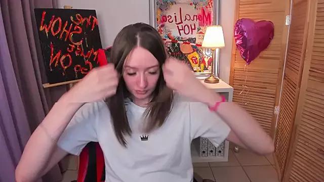 Naked Room cutienaughtygirl 