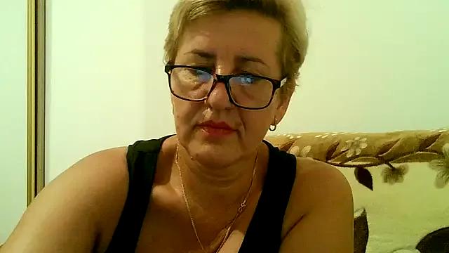 Dana4921 from StripChat