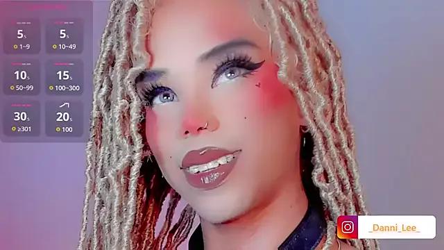 DanniLee_ from StripChat