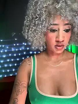 Dark_chanel from StripChat