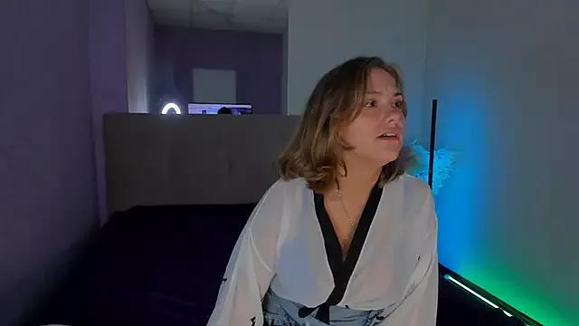 DellaRowe from StripChat