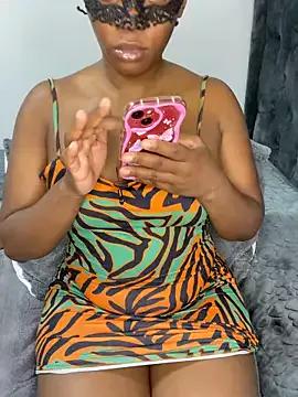 Naked Room DiosaTheSquirter 