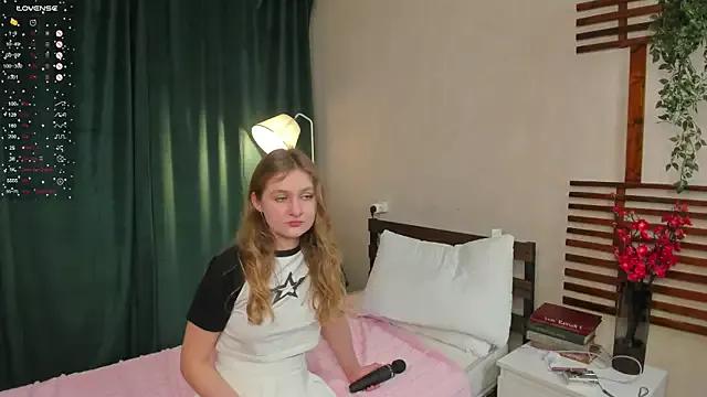 DorothyYoung from StripChat