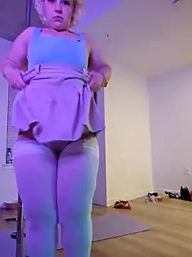 DROPPEDEADDAISY from StripChat is Freechat