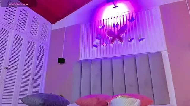 dyvis_22 from StripChat