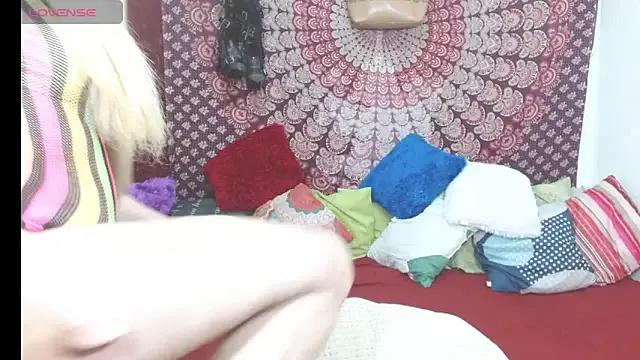 elena_evans from StripChat