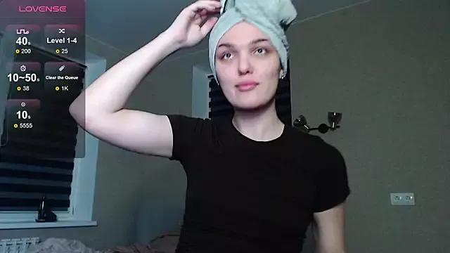 EmiliaRhodes from StripChat