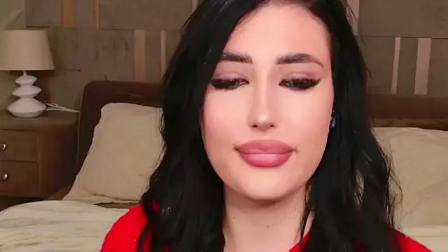 EmmaLawrens from StripChat
