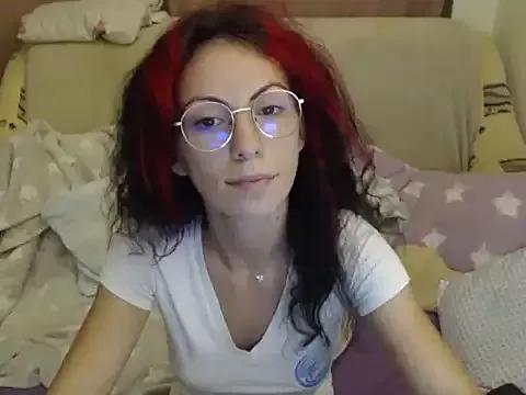 Emmatoo from StripChat