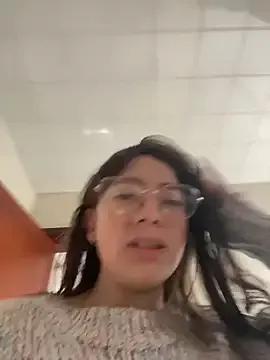 Naked Room Engel_fiiree 