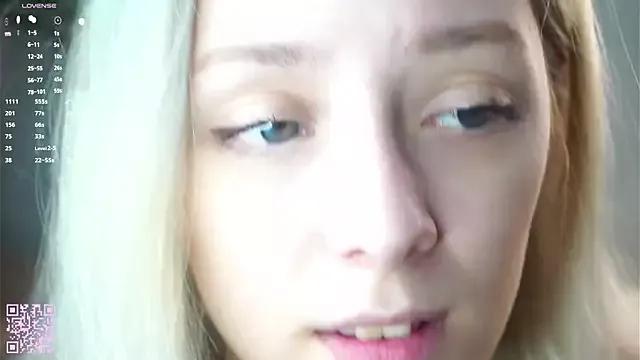 EngelFugler from StripChat