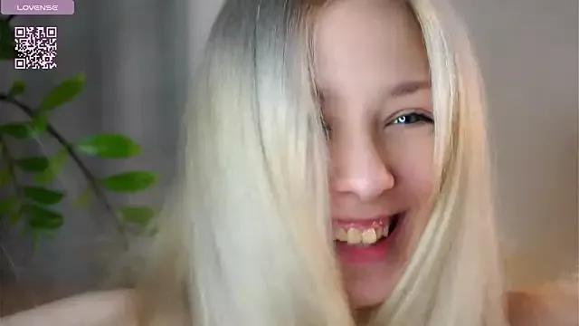 EngelFugler from StripChat