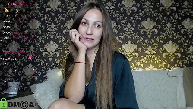 Estel_Loewe from StripChat