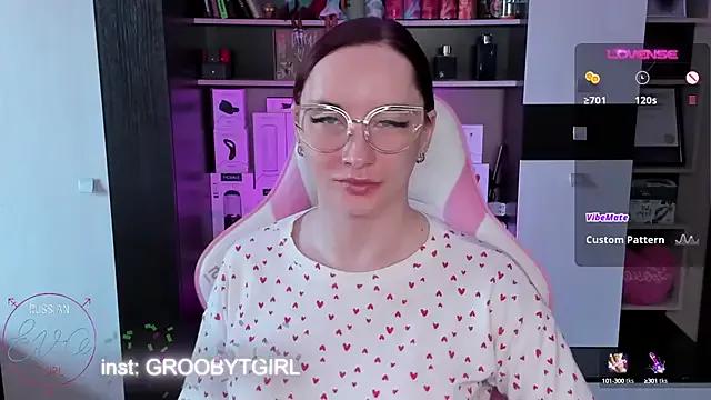 EvaBorisova from StripChat is Freechat