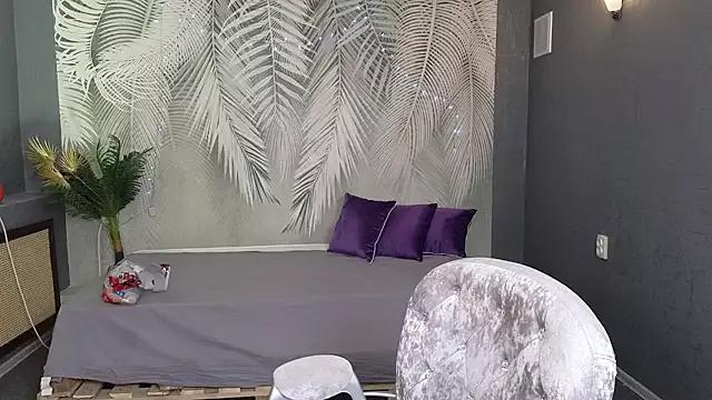 Naked Room Eve_Elixir 