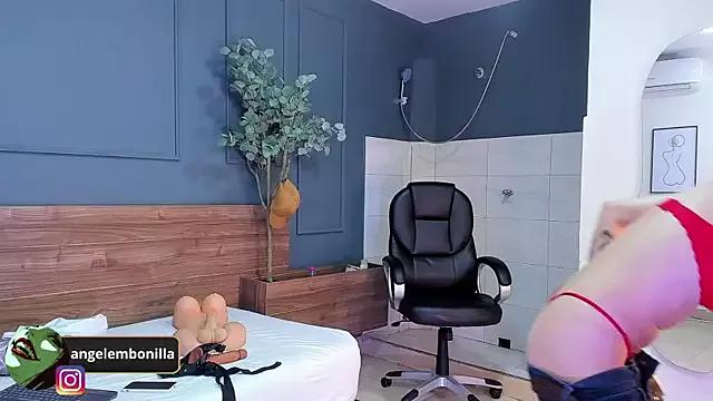 Fallen_Angel999777 from StripChat