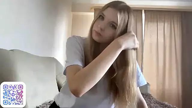 FruityXo from StripChat is Private