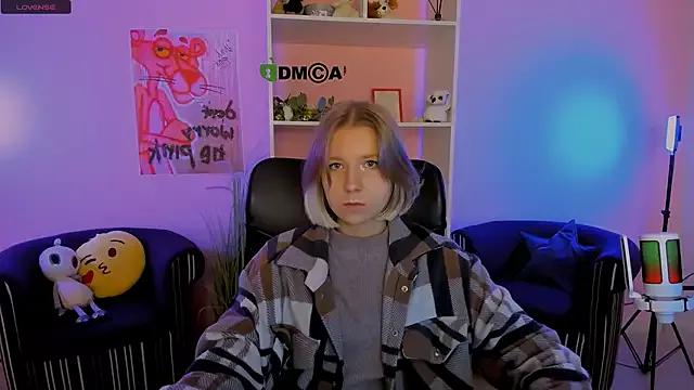 gloria_bubble from StripChat