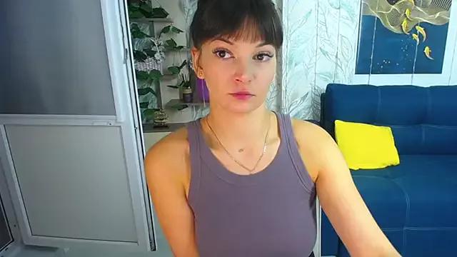 GoldenLadyyy from StripChat