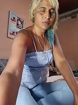 Goodgirlsue_77 from StripChat
