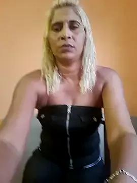 Goodgirlsue_77 from StripChat