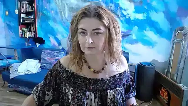 Helen1974 from StripChat