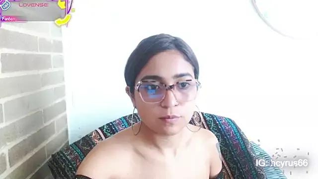 helenacyruss from StripChat
