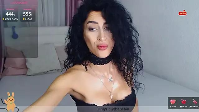 Hennessy_XO from StripChat