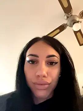 Naked Room ilariea_girl 