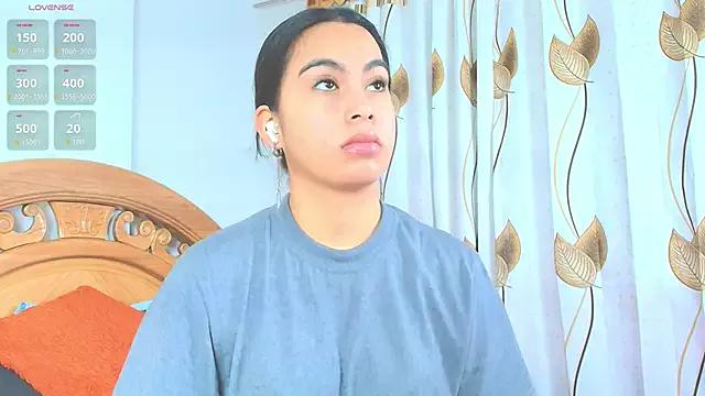 iris_mandarine from StripChat