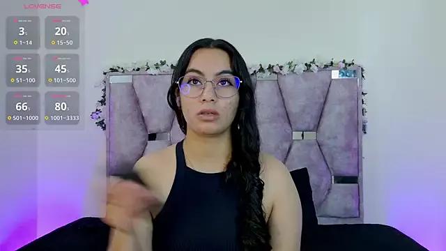 Iris_mandarinne from StripChat