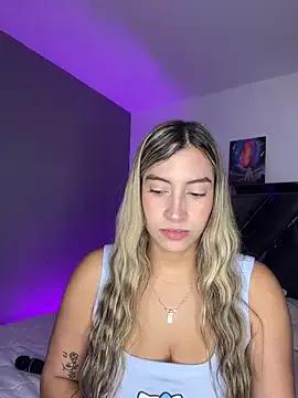 Issabela_G1 from StripChat
