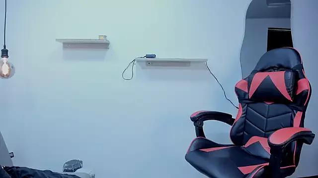 JackesTaylor from StripChat is Freechat