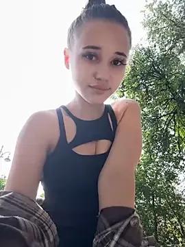 Juice_Bunny from StripChat is Freechat