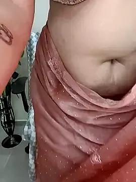 Naked Room kaamuk_shweta 