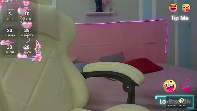 Katalina_red from StripChat