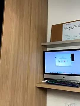 Naked Room Katee_Jones 