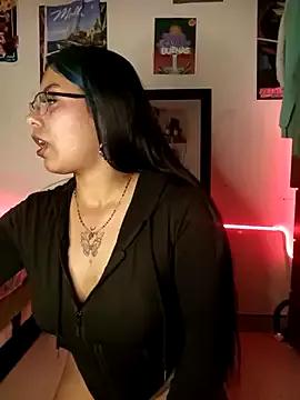 Katta_ossa from StripChat