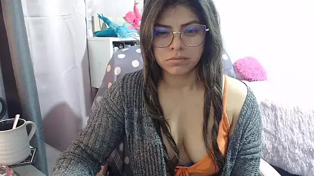 KatteAngelLat from StripChat